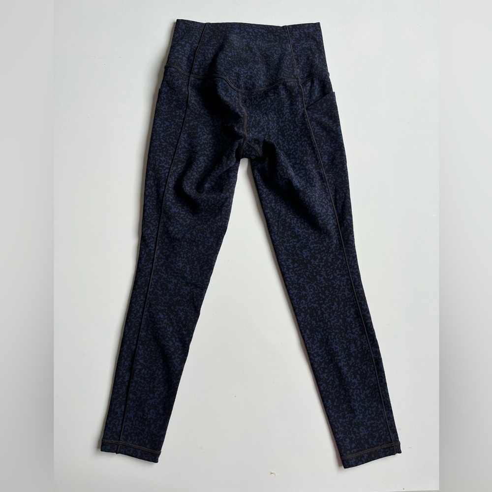 Athleta salutation stash pocket gravel tight - Picture 8 of 8
